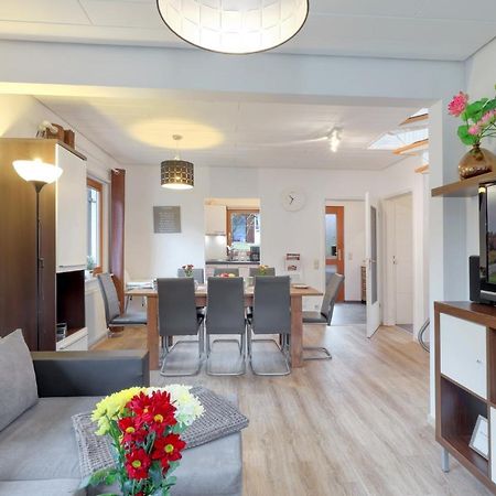 Seepark Kirchheim Ferienhaus Bei Diane Mit Sauna Zewnętrze zdjęcie