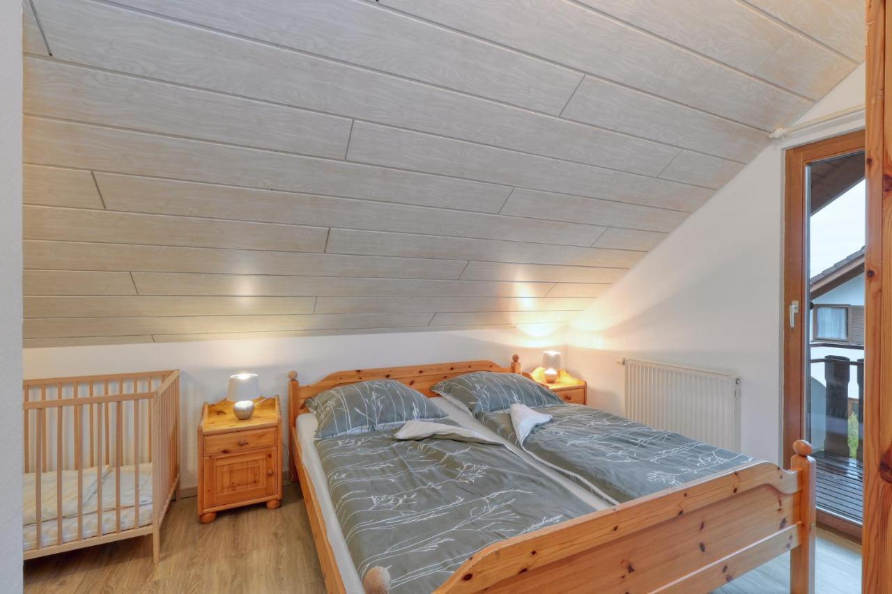 Seepark Kirchheim Ferienhaus Bei Diane Mit Sauna Zewnętrze zdjęcie